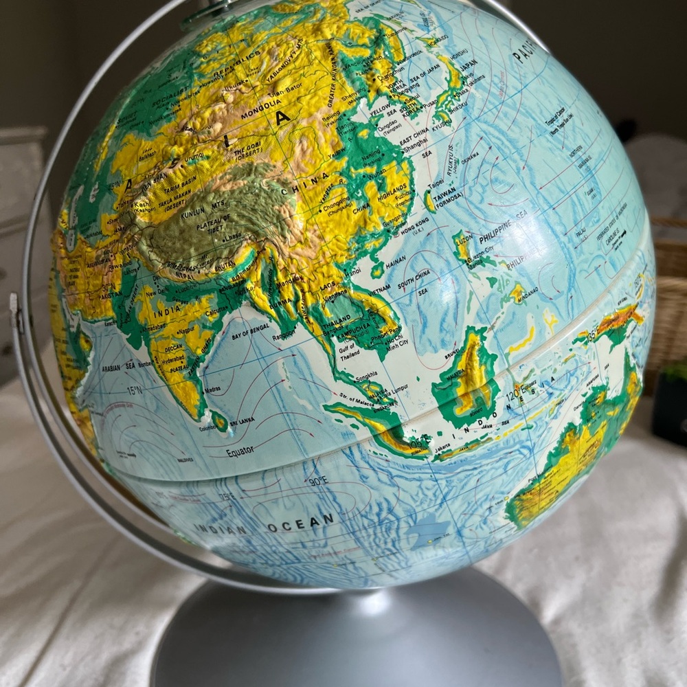Vintage Style World Globe with Silver Base